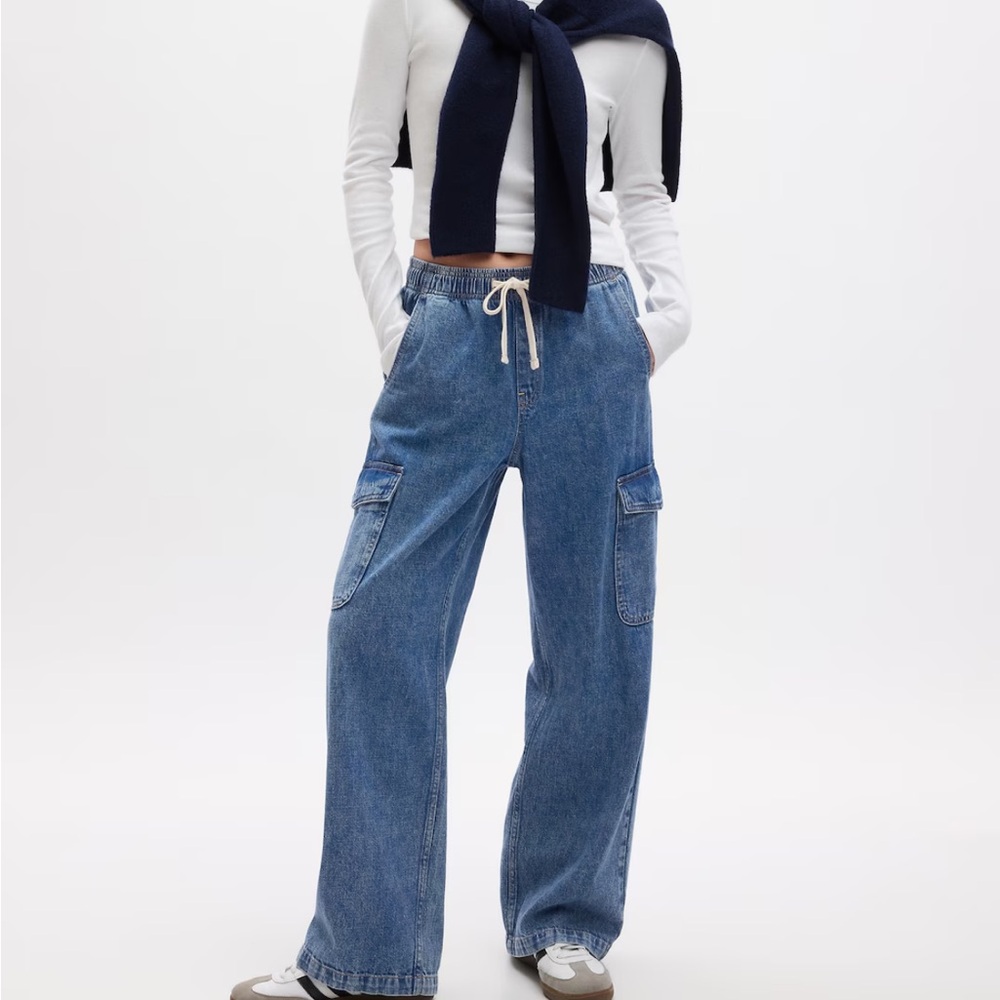 GAP High Rise Wide-Leg Cargo Pull-On Jeans - NWT